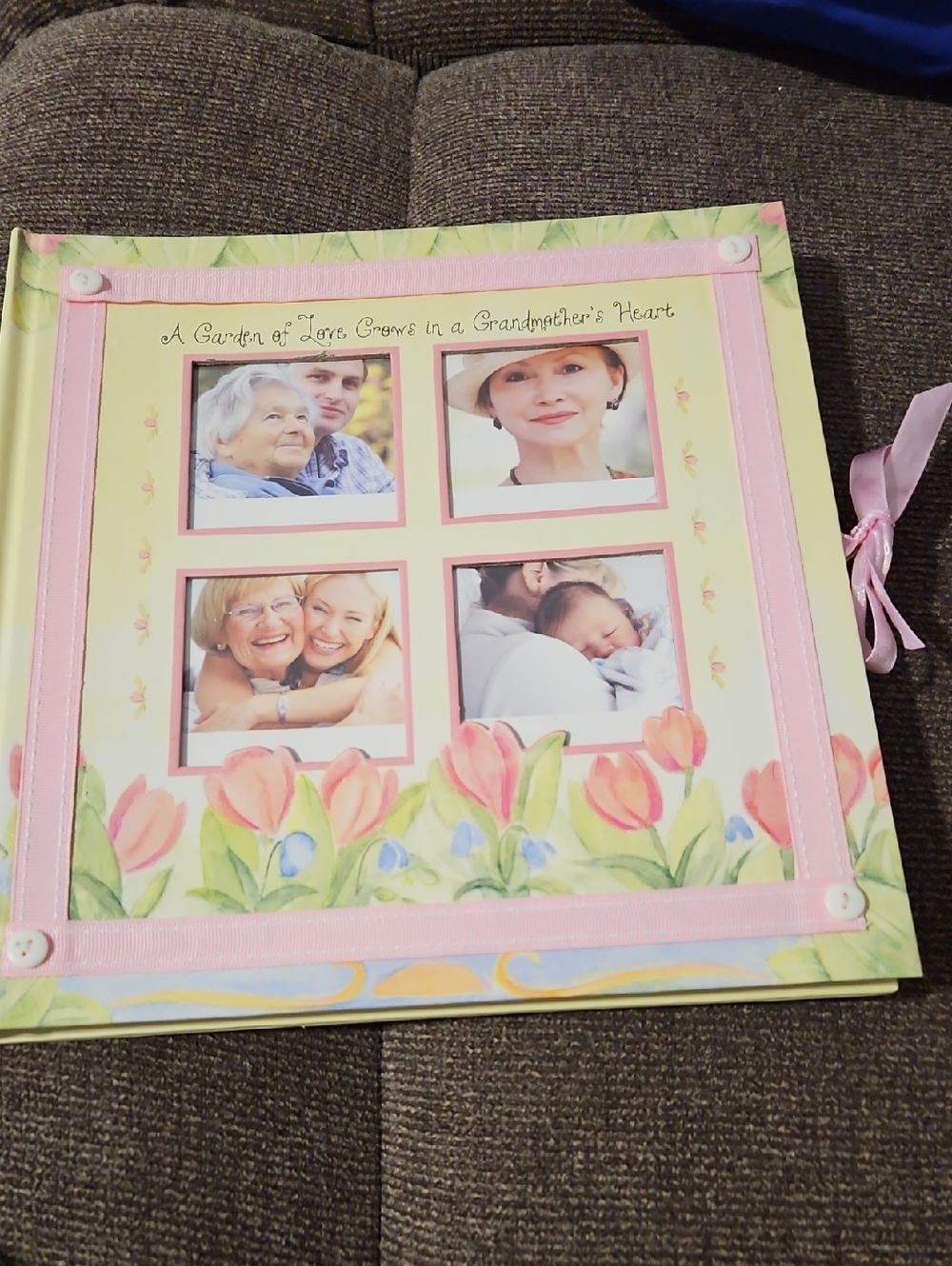 NWT Floral Pink Ribbon Grandmother's Photo Album